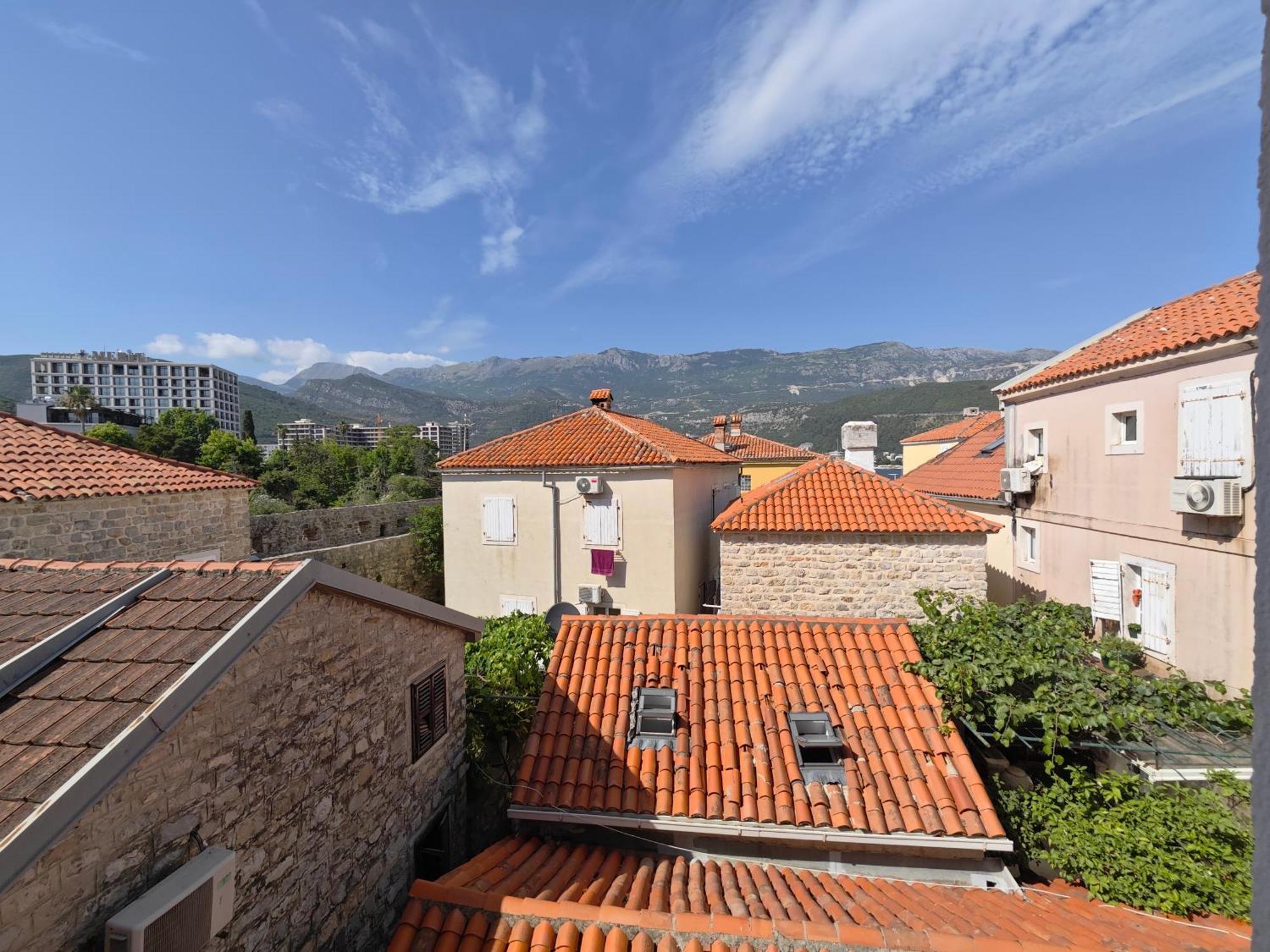 Beatrix Suites Budva Exterior foto
